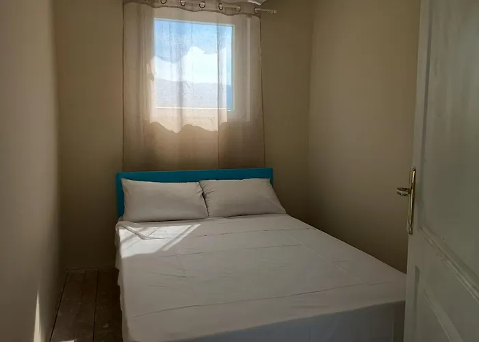 With View Semesterbostad *